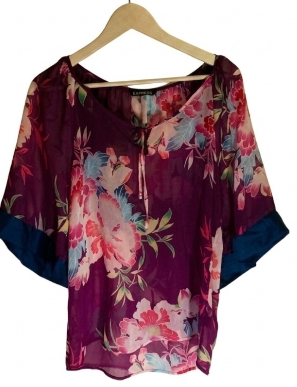 Express polyester flower blouse